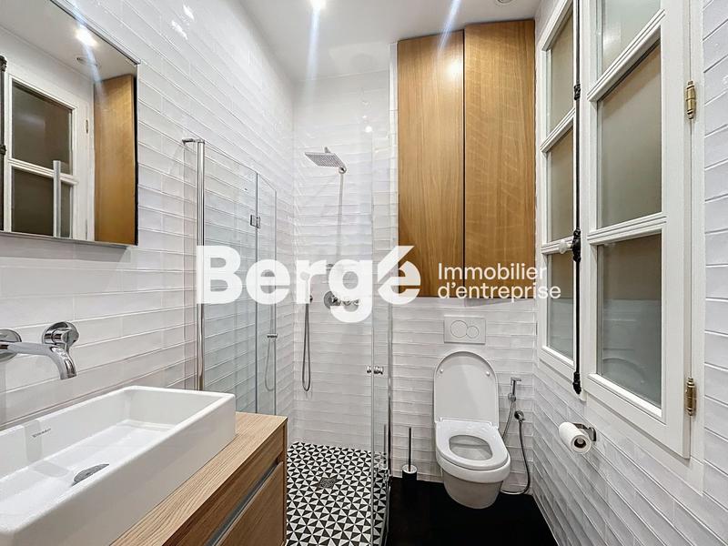 Bureau - 130 m² - 4 pièces