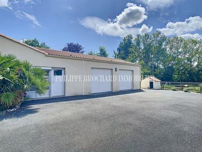 Maison - 139 m² - 7 pièces