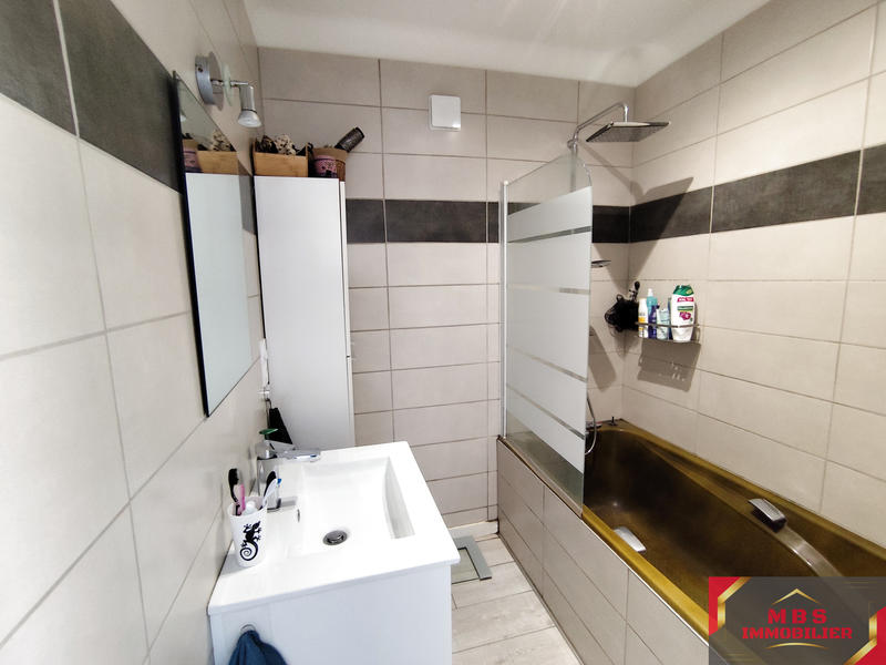 Maison - 123 m² - 6 pièces