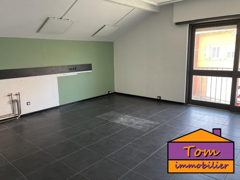 Local commercial - 83 m² - 2 pièces