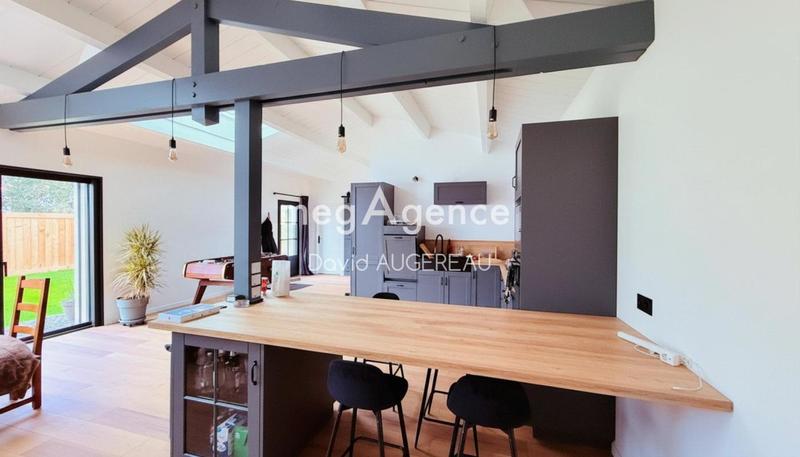 Maison - 165 m² - 5 pièces