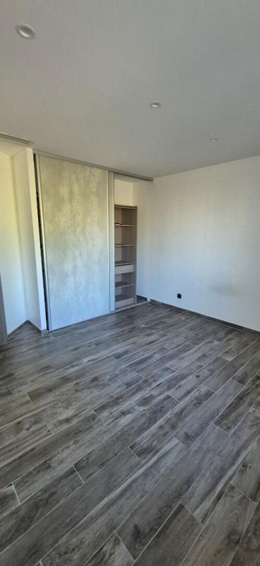 Villa - 223 m² - 7 pièces