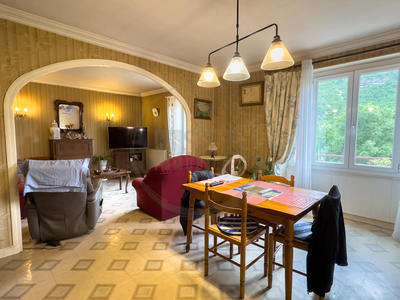 Maison - 165 m² - 6 pièces