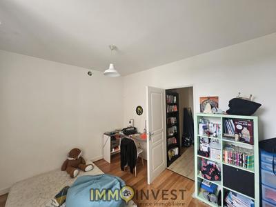 Appartement - 80 m² - 3 pièces