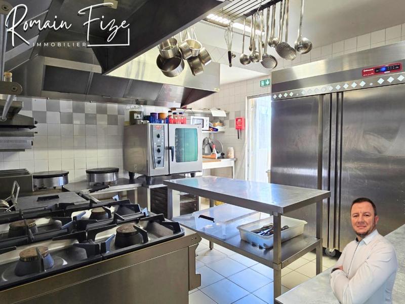 Fonds de commerce - 300 m²