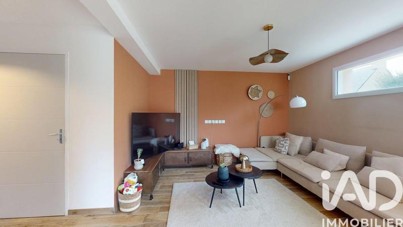 Maison - 99 m² - 4 pièces