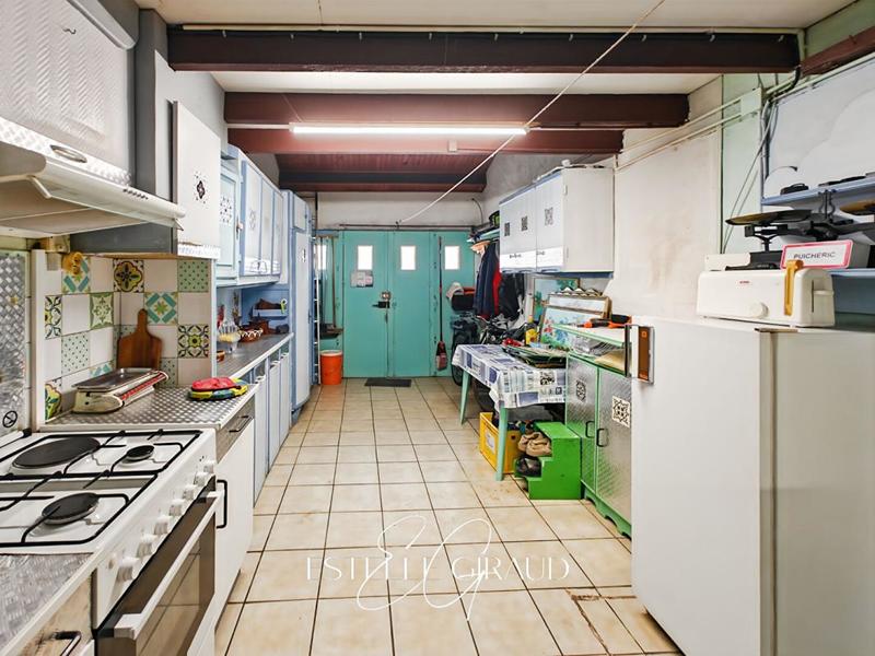 Maison - 92 m² - 5 pièces