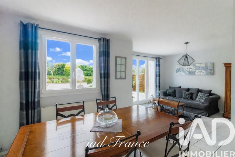 Maison - 94 m² - 6 pièces