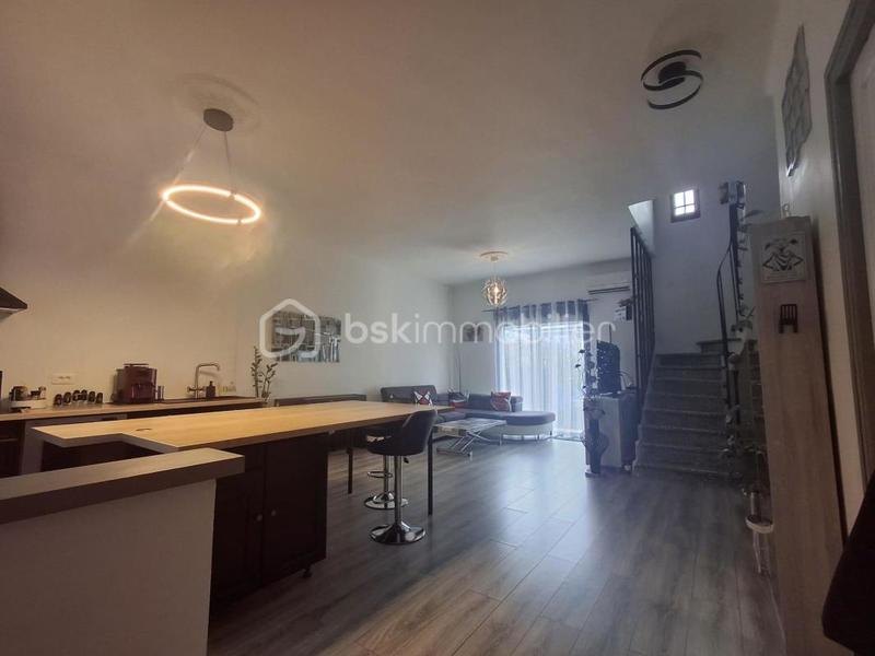 Maison - 114 m² - 6 pièces