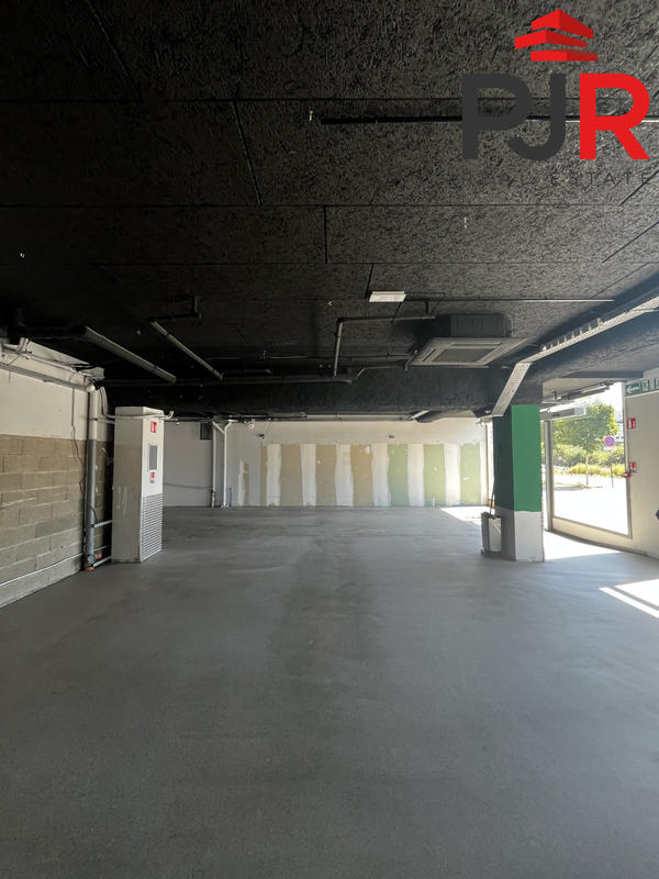 Local commercial - 185 m²