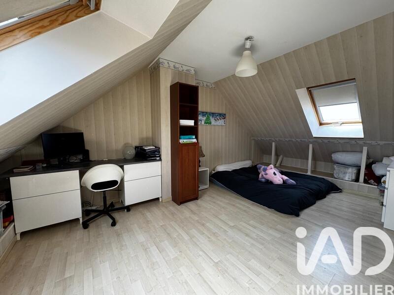 Maison - 166 m² - 8 pièces