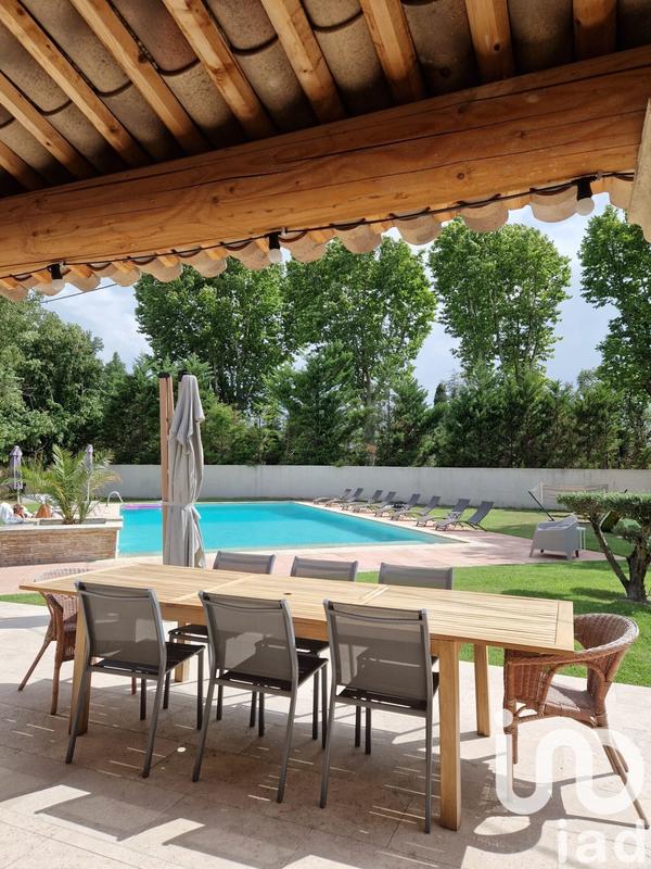 Maison - 408 m² - 12 pièces