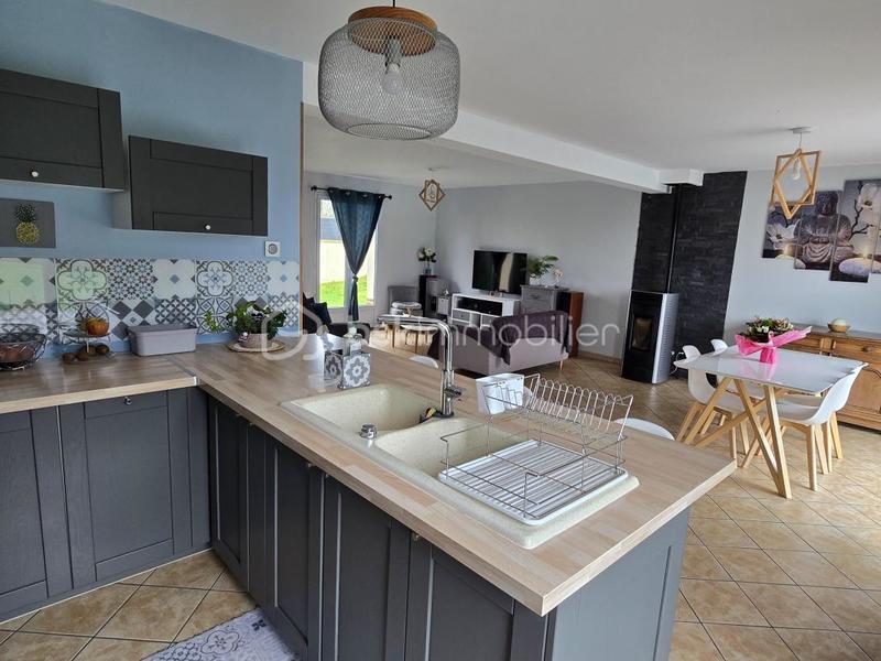 Pavillon - 110 m² - 6 pièces