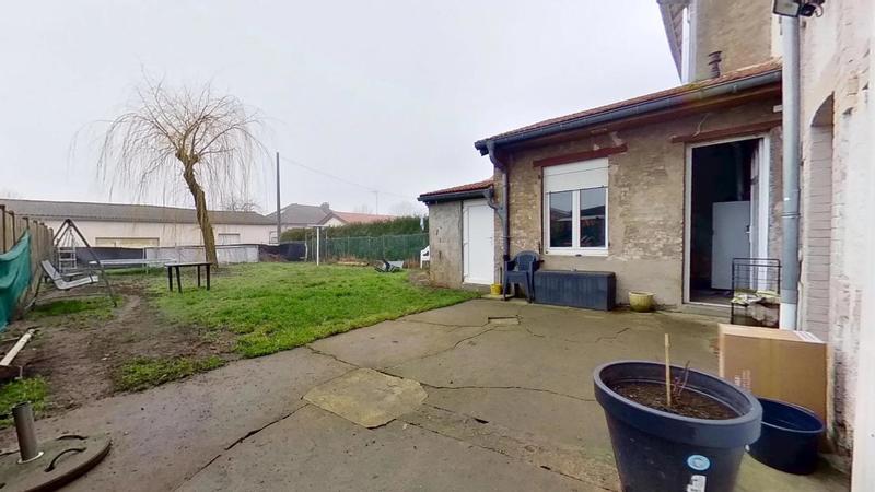 Maison - 180 m² - 8 pièces