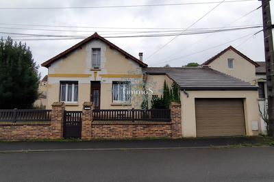 Maison - 104 m² - 6 pièces