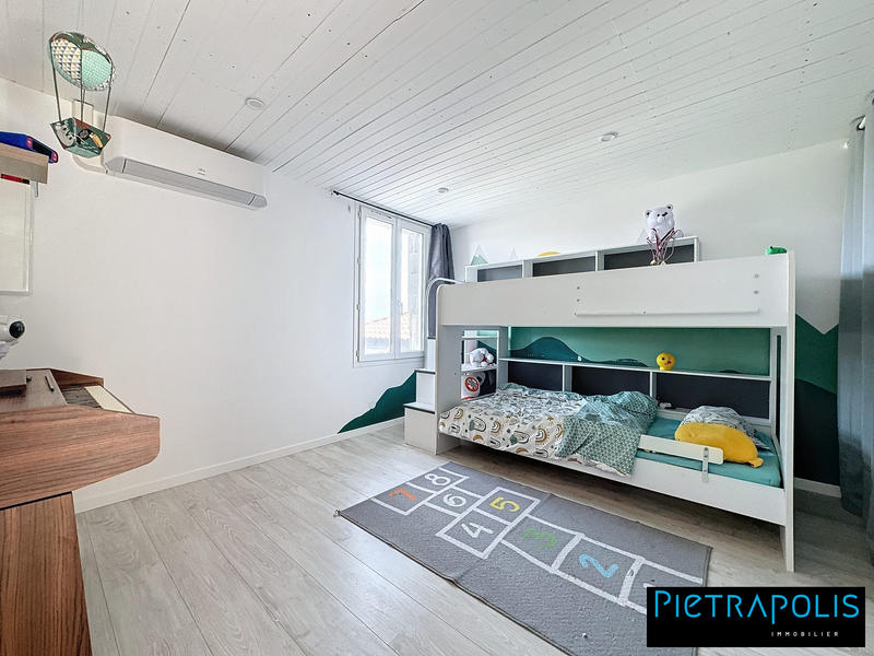 Maison - 148 m² - 7 pièces