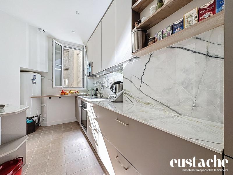 Appartement - 97 m² - 5 pièces