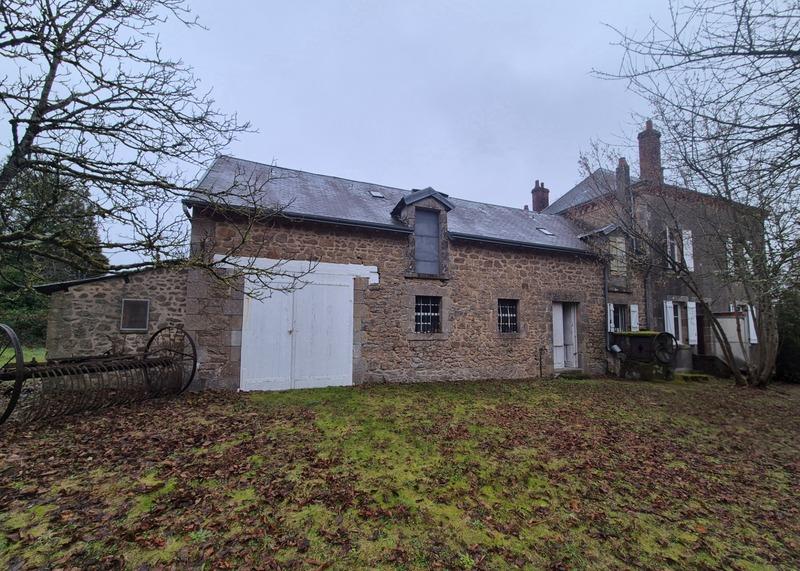 Maison - 180 m² - 14 pièces