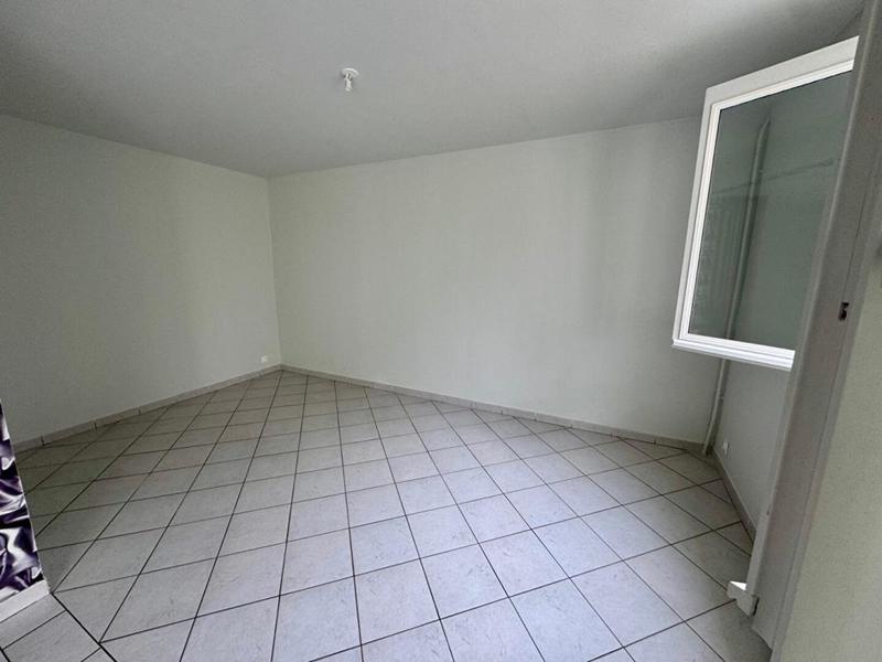 Maison - 121 m² - 5 pièces