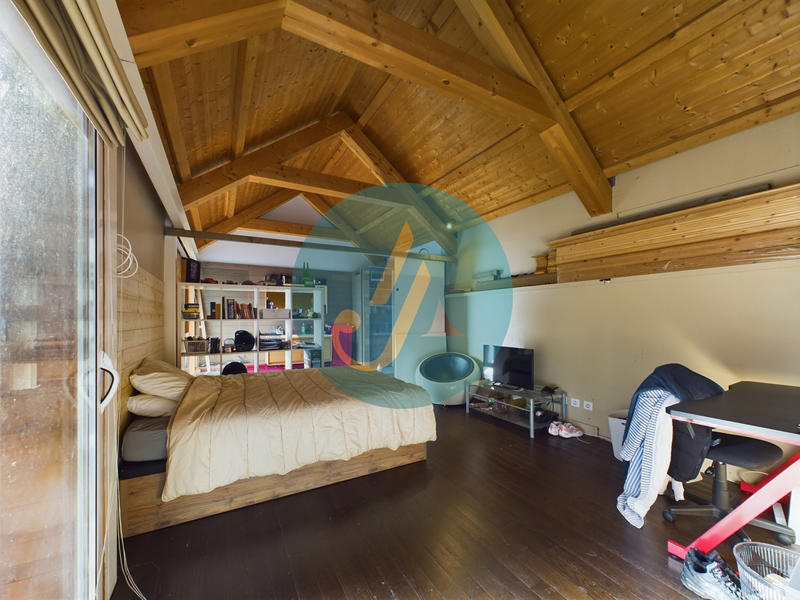 Maison - 145 m² - 5 pièces