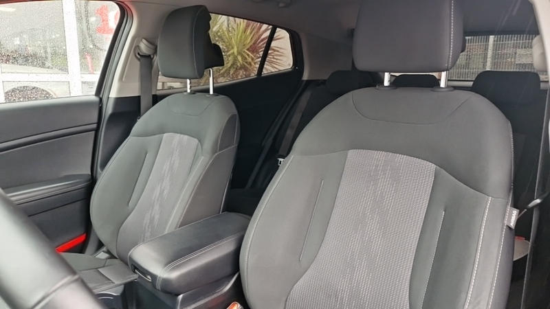 Kia Sportage V 1.6 t-Gdi 230 Hev Auto Active