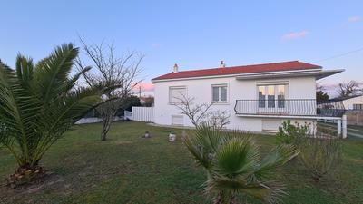 Maison - 172 m² - 8 pièces