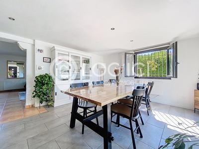 Maison - 156 m² - 6 pièces