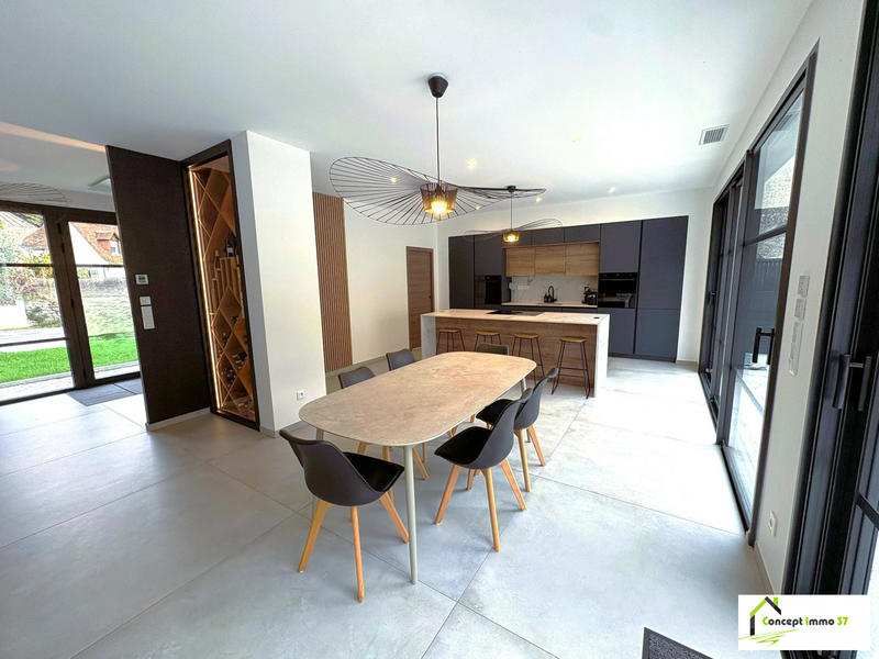 Maison contemporaine - 171 m² - 6 pièces