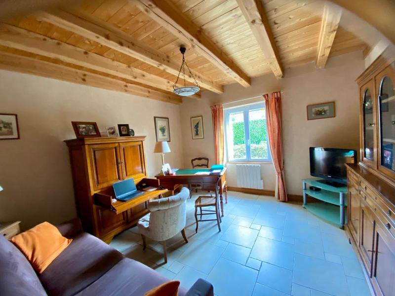 Maison - 218 m² - 6 pièces