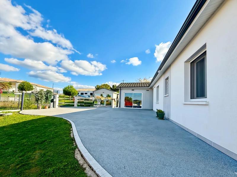 Maison - 160 m² - 5 pièces