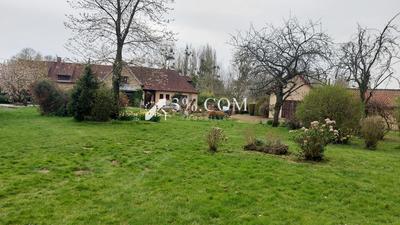 Maison - 258 m² - 12 pièces