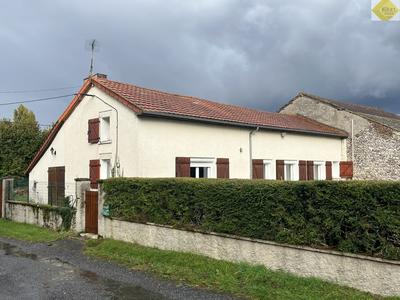 Maison - 64 m² - 4 pièces