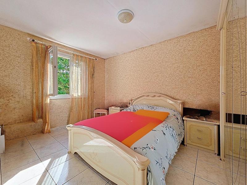 Maison - 162 m² - 8 pièces