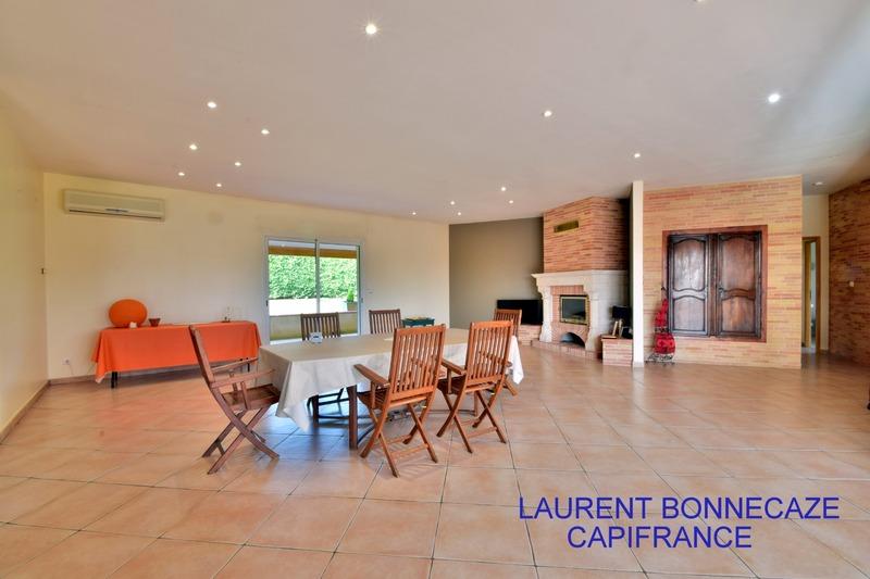 Maison - 185 m² - 5 pièces