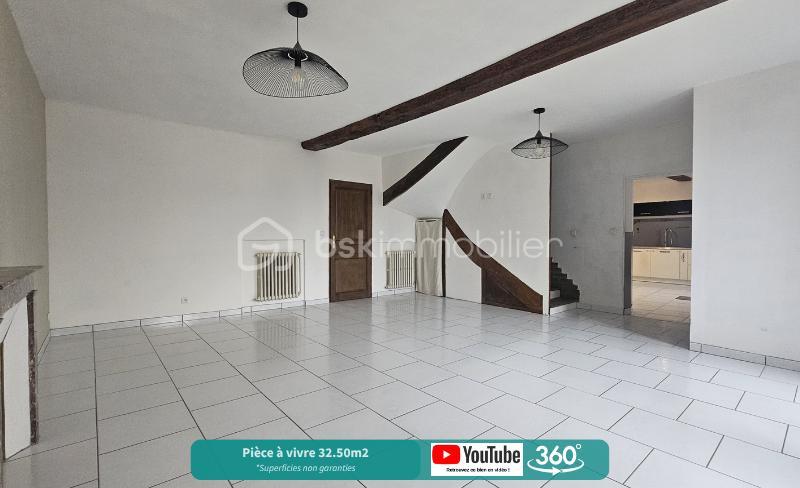 Maison traditionnelle - 226 m² - 7 pièces