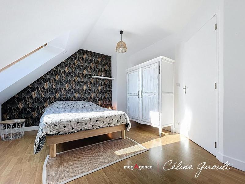 Pavillon - 120 m² - 6 pièces