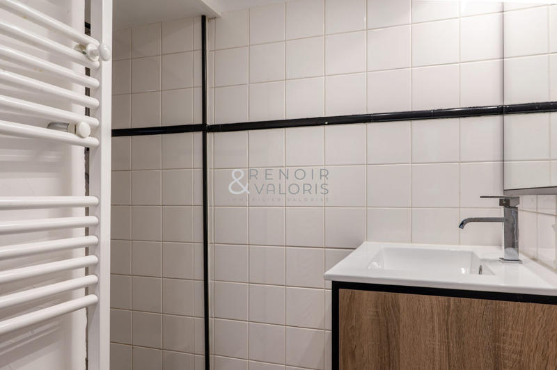 Loft - 162 m² - 6 pièces