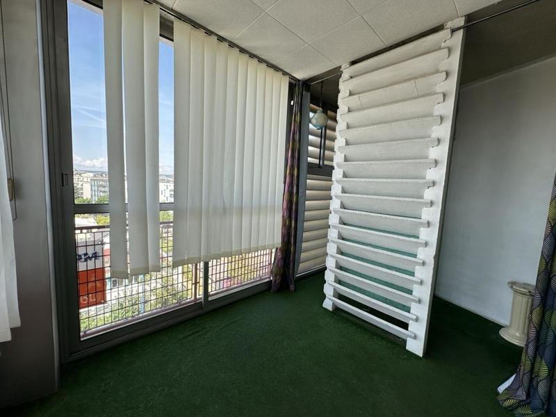 Appartement ancien - 85 m² - 4 pièces