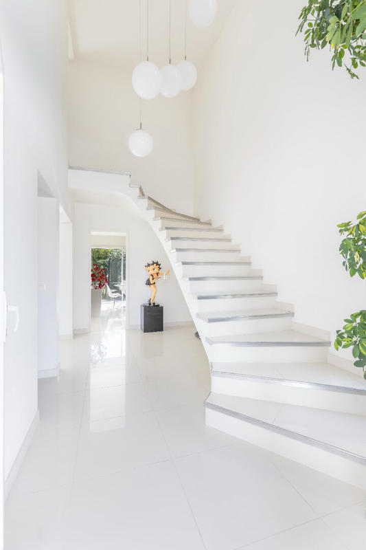 Maison - 143 m² - 4 pièces