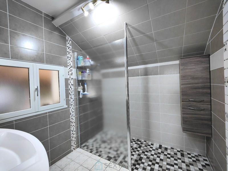 Maison - 120 m² - 6 pièces