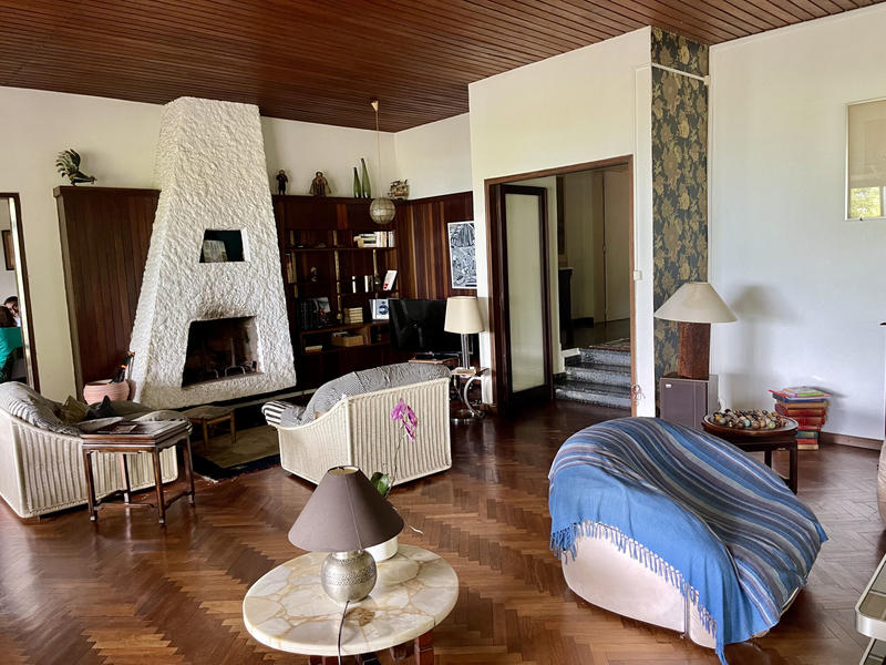 Maison - 180 m² - 7 pièces