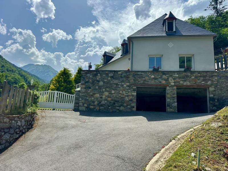 Maison - 147 m² - 5 pièces