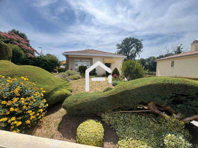 Maison - 101 m² - 5 pièces