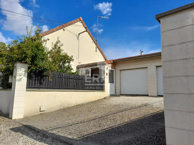 Maison - 107 m² - 5 pièces