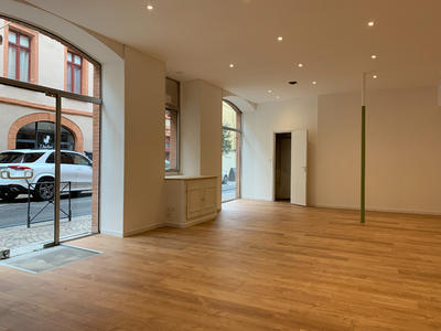 Local commercial - 65 m²