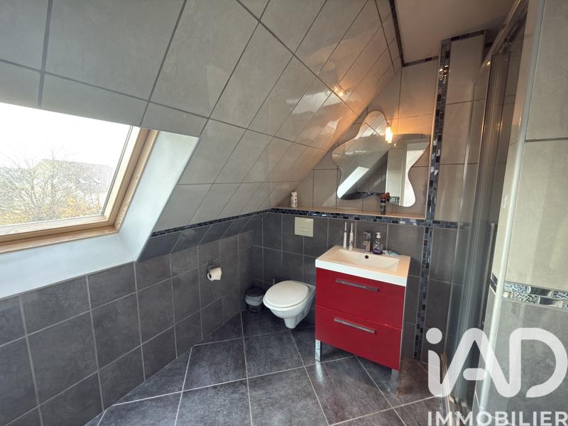 Maison - 140 m² - 6 pièces