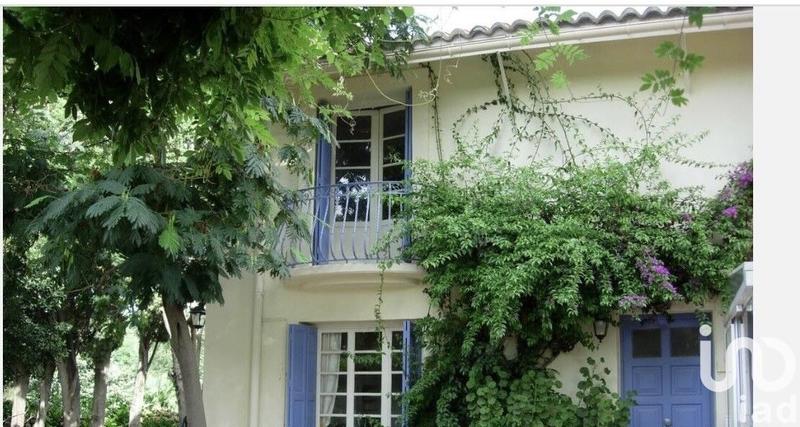 Maison - 405 m² - 17 pièces