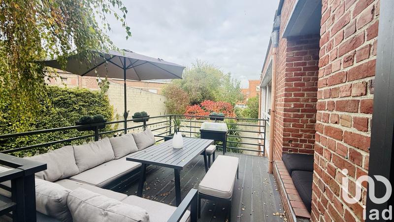 Maison - 291 m² - 12 pièces