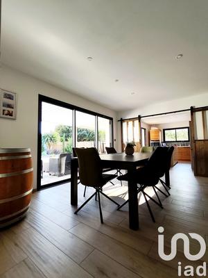 Maison - 147 m² - 6 pièces