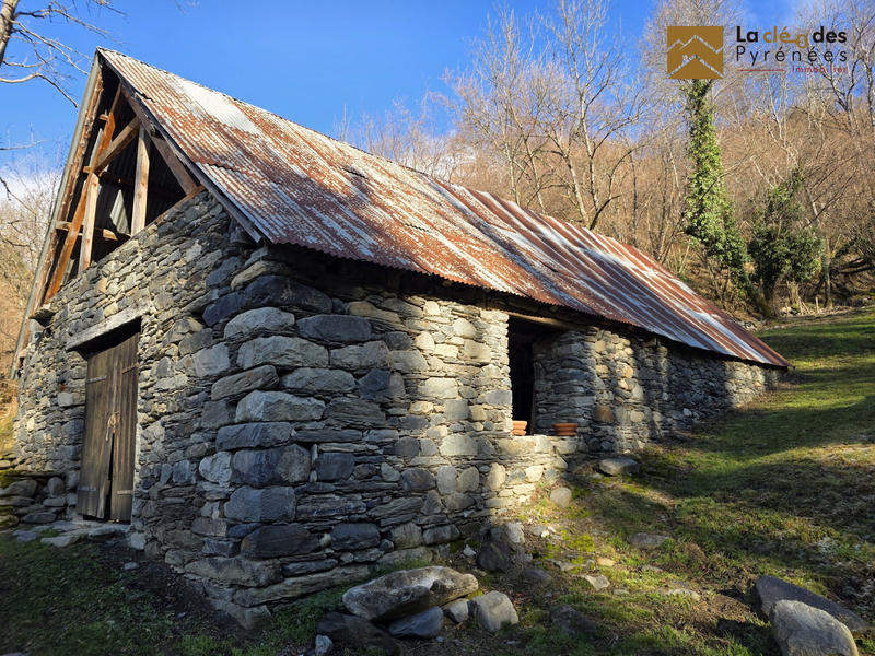 Maison ancienne - 80 m² - 1 pièce